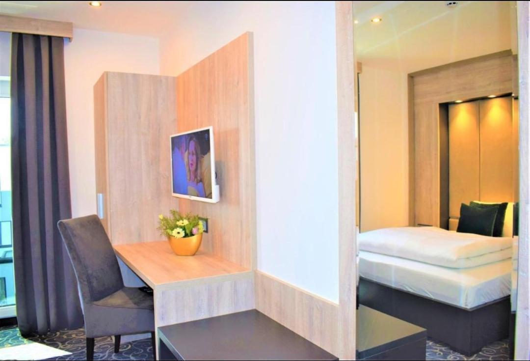 Hotel Business Bay Das Ehemalige Staycation Hotel Sindelfingen Zewnętrze zdjęcie